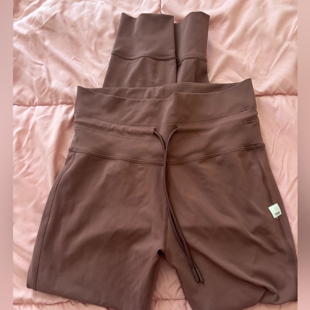 Vuori Daily Legging 🤎